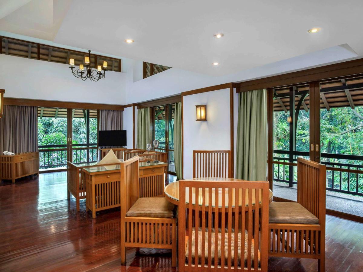 Novotel Golf Hotel