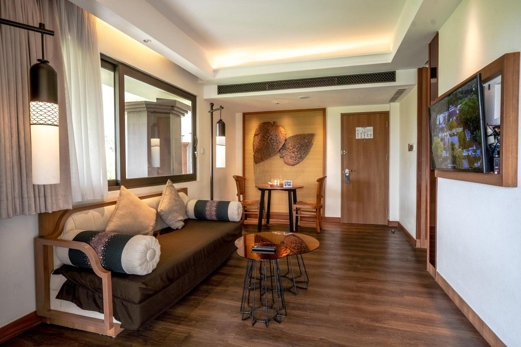 Novotel Golf 5*